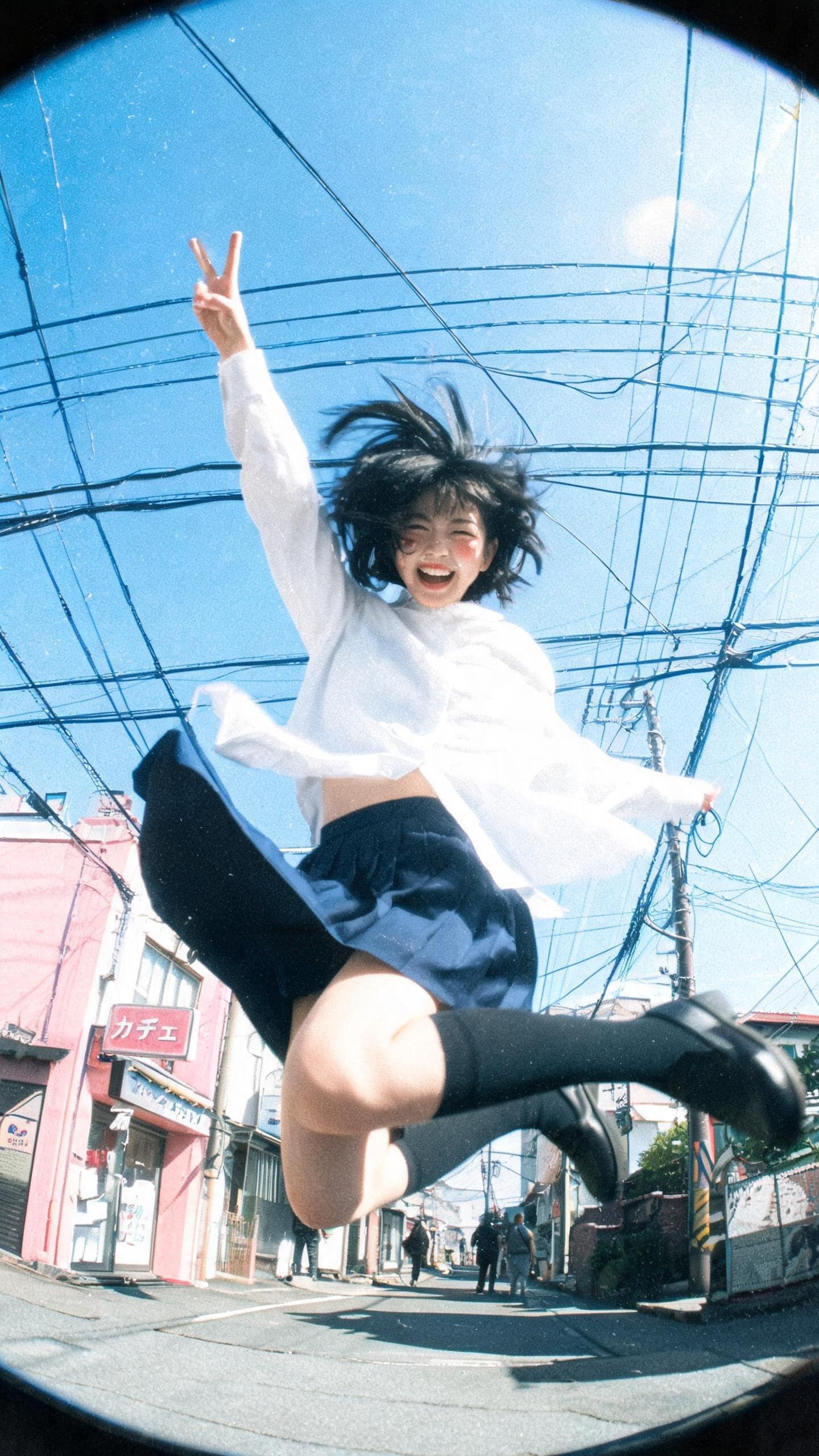 夏日街头腾空跳
